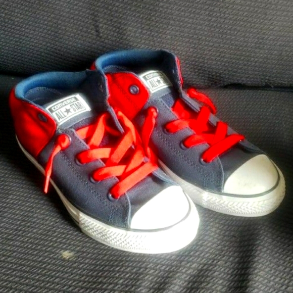 Convers Chuck Taylor - Picture 1 of 5